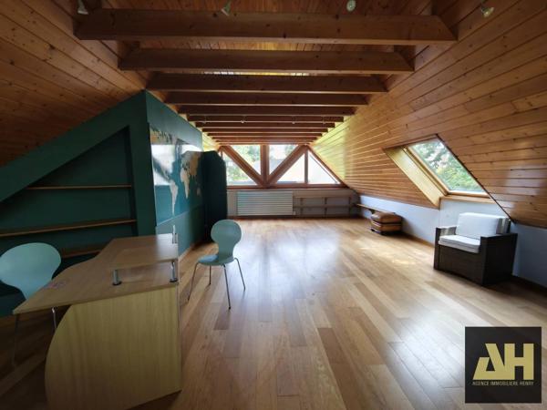 EXCEPTIONNEL - GOUESNOU - BELLE PROPRIÉTÉ DE 220 M2 HABITABLE - TERRAIN DE TENNIS