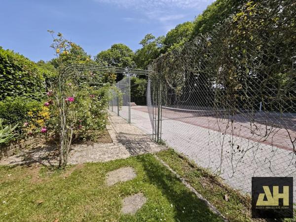 EXCEPTIONNEL - GOUESNOU - BELLE PROPRIÉTÉ DE 220 M2 HABITABLE - TERRAIN DE TENNIS