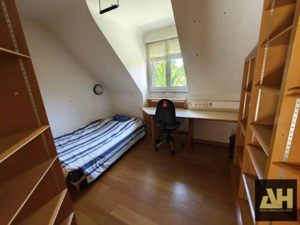 EXCEPTIONNEL - GOUESNOU - BELLE PROPRIÉTÉ DE 220 M2 HABITABLE - TERRAIN DE TENNIS