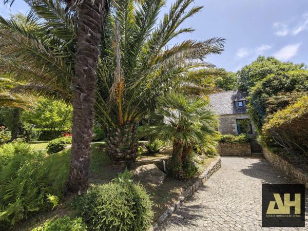EXCEPTIONNEL - GOUESNOU - BELLE PROPRIÉTÉ DE 220 M2 HABITABLE - TERRAIN DE TENNIS
