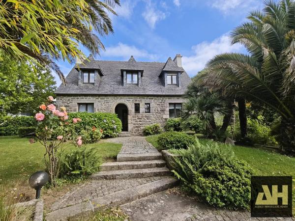 EXCEPTIONNEL - GOUESNOU - BELLE PROPRIÉTÉ DE 220 M2 HABITABLE - TERRAIN DE TENNIS