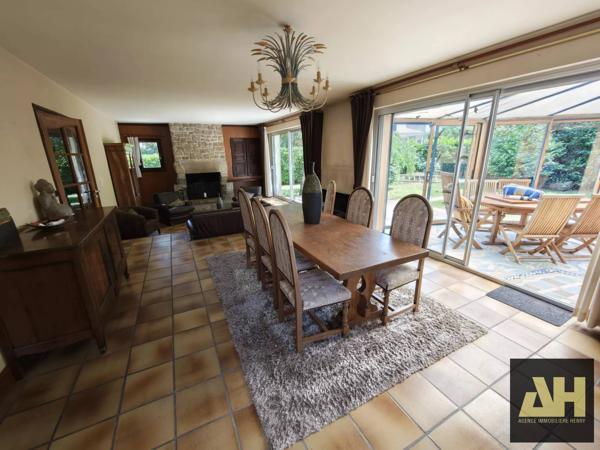 EXCEPTIONNEL - GOUESNOU - BELLE PROPRIÉTÉ DE 220 M2 HABITABLE - TERRAIN DE TENNIS