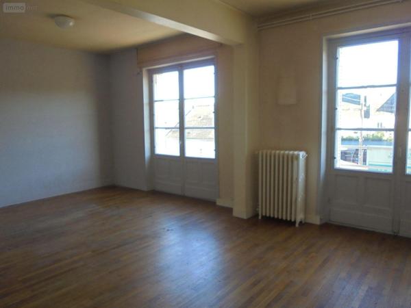 Maison de ville à vendre à Beaugency dans le Loiret (45190), ref : 091/1488   
Centre ville