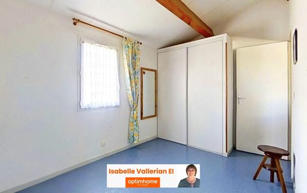 Maison à vendre 4 pièces AIGUES MORTES (30) avec parking et terrasse