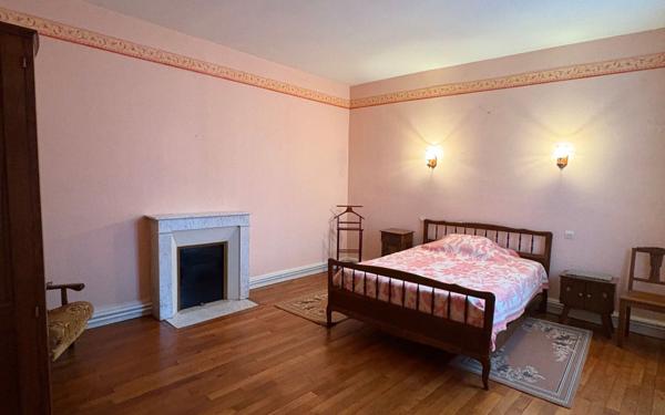 Maison à vendre    6 pièces •  Archigny