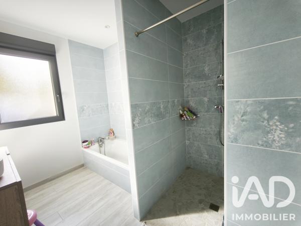 Maison à vendre 5 pièces 131 m² Verrières