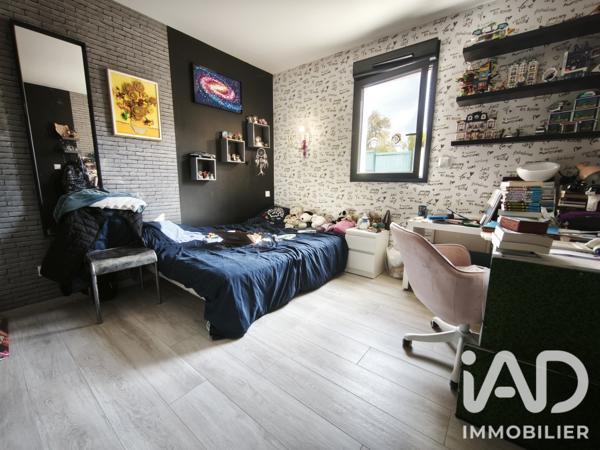 Maison à vendre 5 pièces 131 m² Verrières