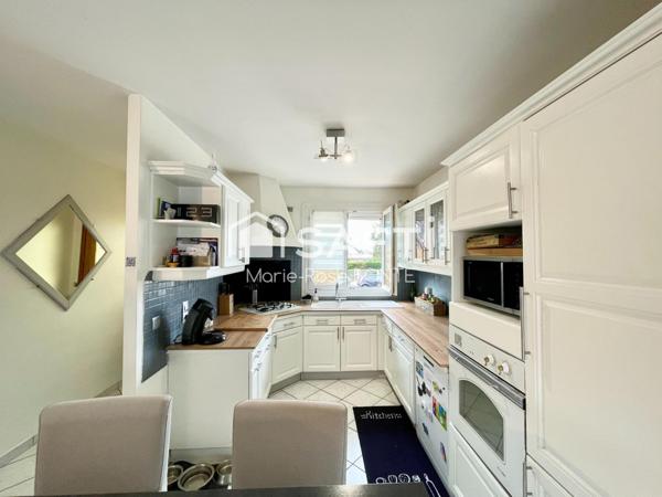 MAISON  DE 131 M²  A PARAY VIEILLE POSTE - DPE D - SOUS-SOL TOTAL