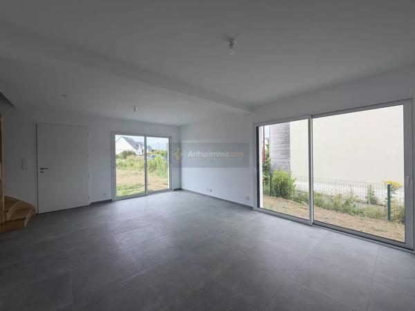 Location                                                      Maison
                        
                     5 pièces                      91 m2                     à Plouédern