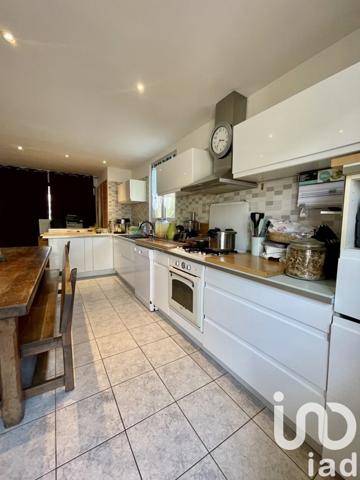 Maison traditionnelle 5 pièces de 164 m² à Sérignan (34410)