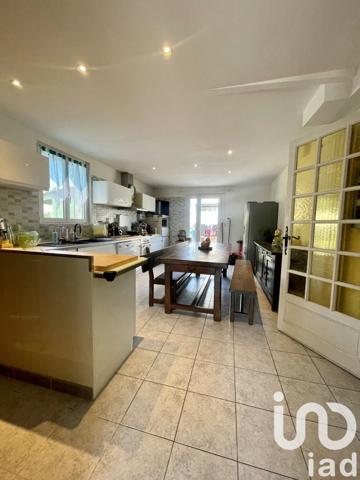 Maison traditionnelle 5 pièces de 164 m² à Sérignan (34410)