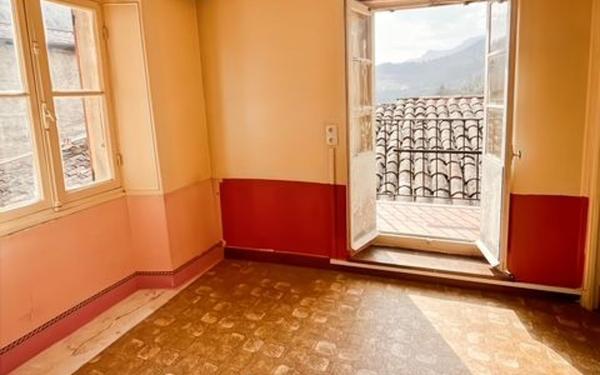 Appartement à vendre    3 pièces • 59 m2 Lantosque