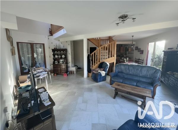 Maison à vendre 4 pièces 142 m² Fougères