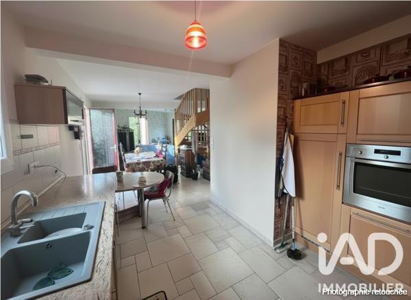 Maison à vendre 4 pièces 142 m² Fougères