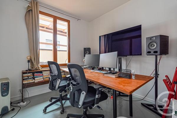 Maison à vendre  9 pièces - 196 m2 PARIS - 75020