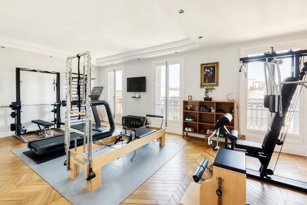 Location Appartement de luxe Paris 8 17 Pièces 473 m²