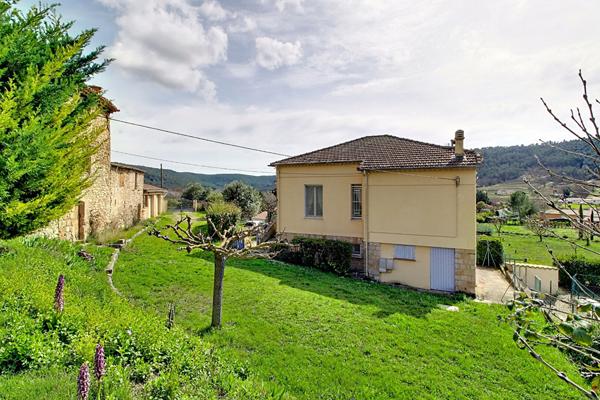 A VENDRE EN EXCLUSIVITÉ ! Propriété de Caractère à SALERNES! Un Potentiel Hors Normes !