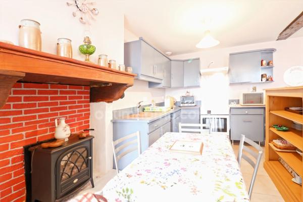 Maison de Charme de 116 m² - 4 pièces - 2 Chambres - Grange - Dépendances - Terrain - Bois - DROUX (87190)