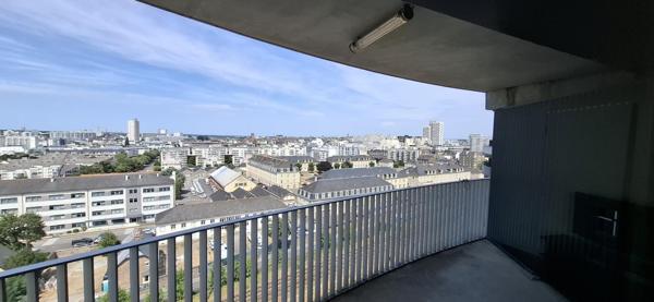 Appartement T4 à louer - 80 m² (réf : 558032)
