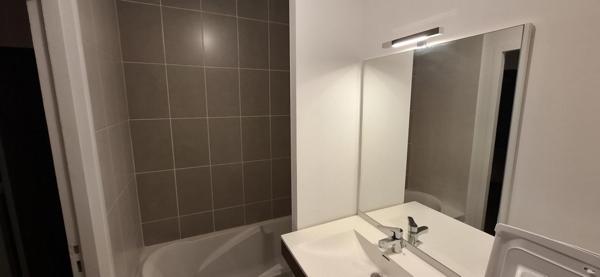 Appartement T4 à louer - 80 m² (réf : 558032)