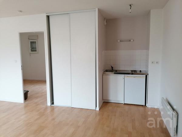 APPARTEMENT TYPE II - CENTRE VILLE POITIERS