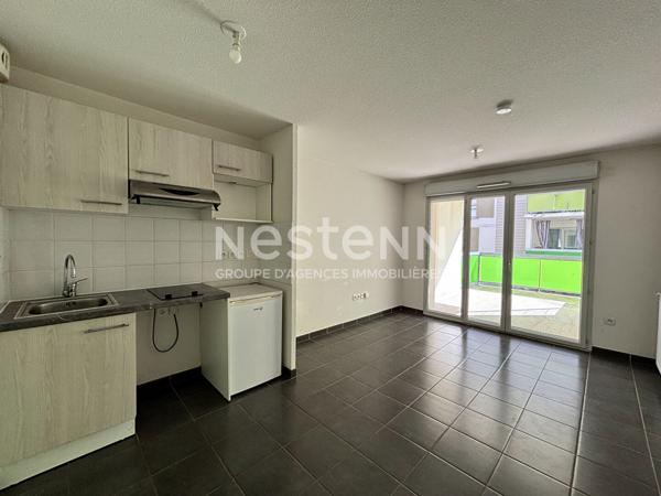 T2 35,67 m² avec terrasse de 11,62 m² / Résidence sécurisée avec piscine et parking en sous-sol