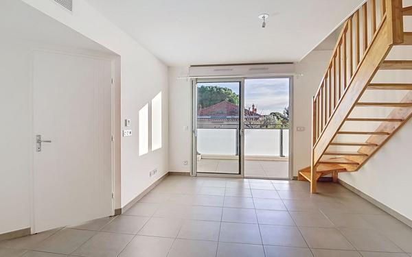 Appartement à vendre    3 pièces • 59 m2 Toulon