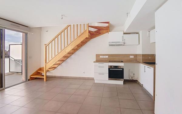 Appartement à vendre    3 pièces • 59 m2 Toulon