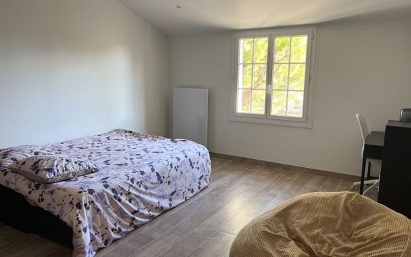 Maison à vendre    5 pièces •  Jonquerettes