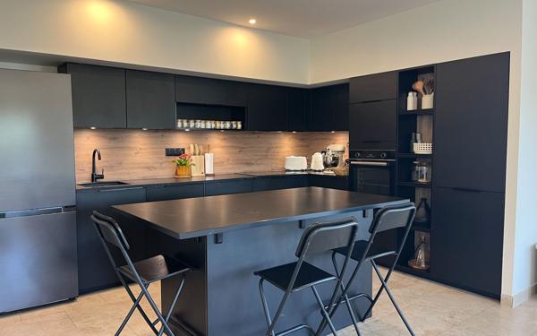 Maison à vendre    5 pièces •  Jonquerettes