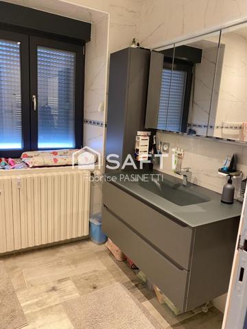 EXCLUSIVITÉ  A SAISIR..Maison rénovée avec dépendance et jardin!