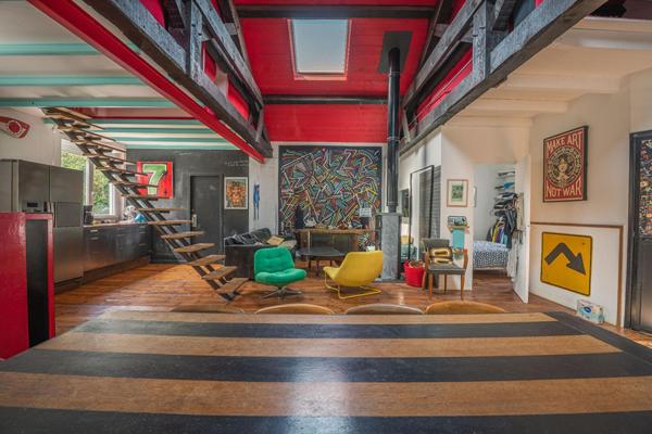 Réhabilitation d’une ancienne grange en loft singulier