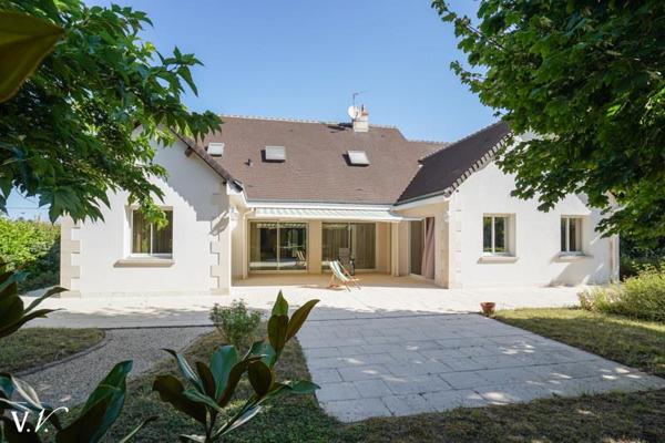 Maison à vendre 655 000 € Amboise 8 p 265 m² DPE C
