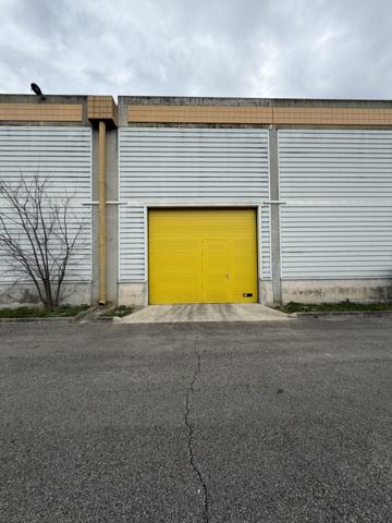 Gémenos (13420) Gémenos : local de stockage 200m²