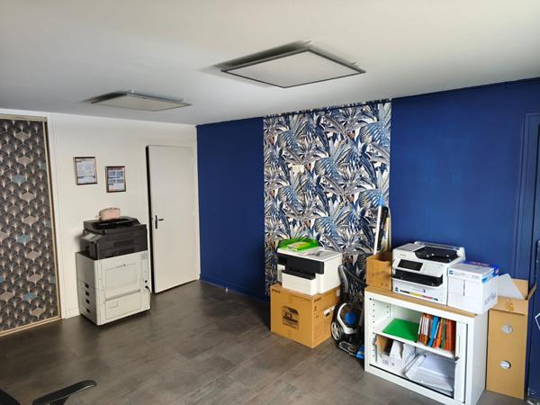 Local commercial de 94m² plein centre ville de Bressuire - Opportunité exceptionnelle