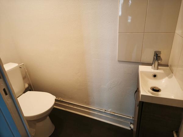 Local commercial de 94m² plein centre ville de Bressuire - Opportunité exceptionnelle