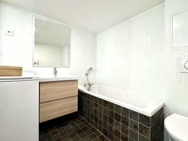 75014 ATELIER D’ARTISTE / LOFT RUE CAMPAGNE PREMIÈRE 62,29 m2
