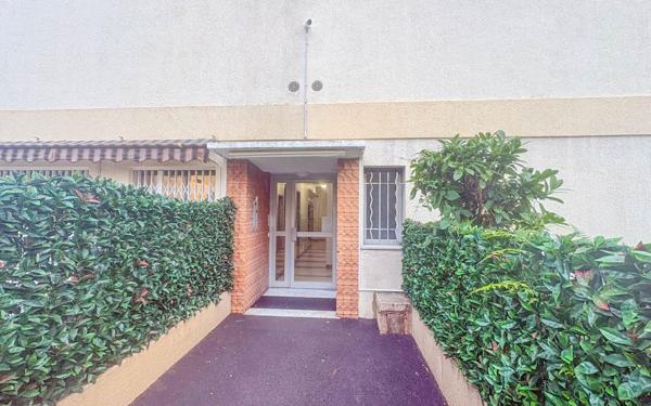 Appartement à vendre    2 pièces • 41,44 m2 Cagnes-sur-Mer