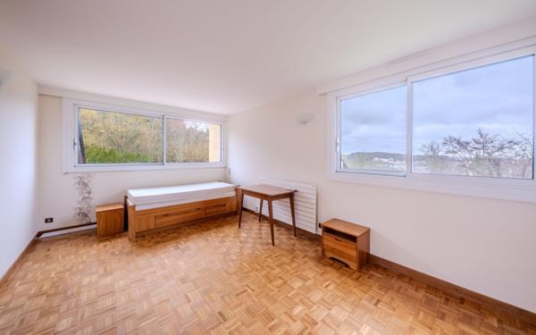 Maison à vendre    6 pièces •  Neuves-Maisons