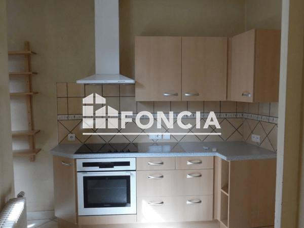 Location Appartement 5 pièces 114.99 m² - 2 PLACE GRANGIER Dijon 21000