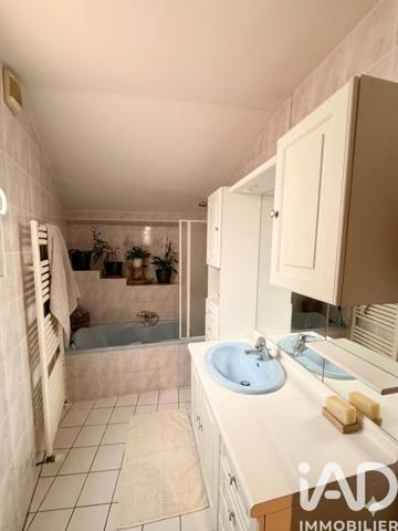 Maison à vendre 4 pièces 151 m² Saint-Étienne