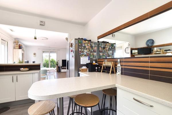 Élégante Bastide avec double habitation au calme, piscine et jardin paysager