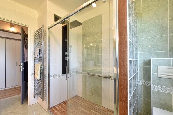 Élégante Bastide avec double habitation au calme, piscine et jardin paysager
