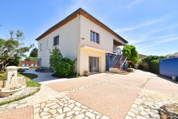 Élégante Bastide avec double habitation au calme, piscine et jardin paysager