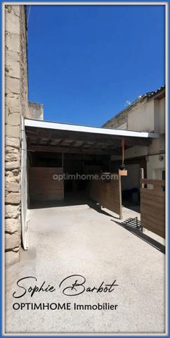 Immeuble de rapport à vendre à PODENSAC (33) proche BORDEAUX