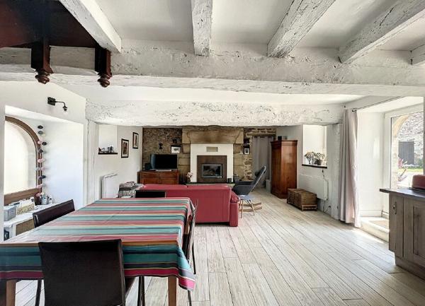 Maison à vendre    4 pièces •  Péaule