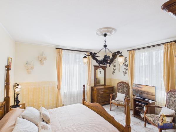 Une maison familiale avec dépendance bien-être