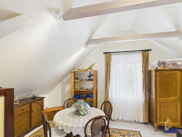 Une maison familiale avec dépendance bien-être