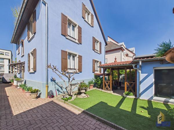 Une maison familiale avec dépendance bien-être