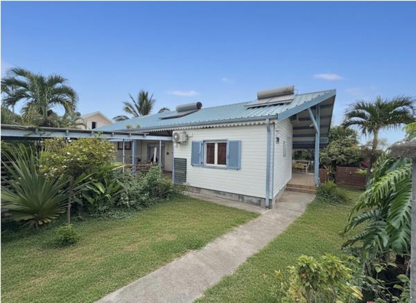 À VENDRE - LA RIVIÈRE SAINT-LOUIS 97421 – ENSEMBLE IMMOBILIER 2 villas